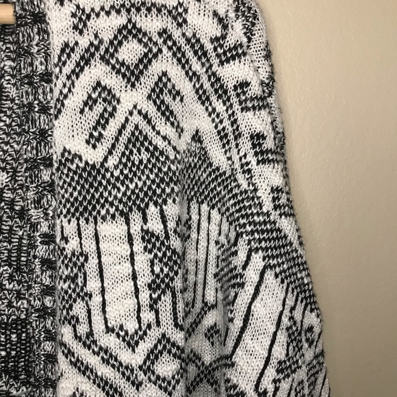 PINK ROSE Open Front Cardigan | Duster Aztec Print - Picture 2 of 7